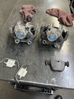 13-18 BMW 3-Series F30 F32 F34 REAR CALIPERS WITH PADS
