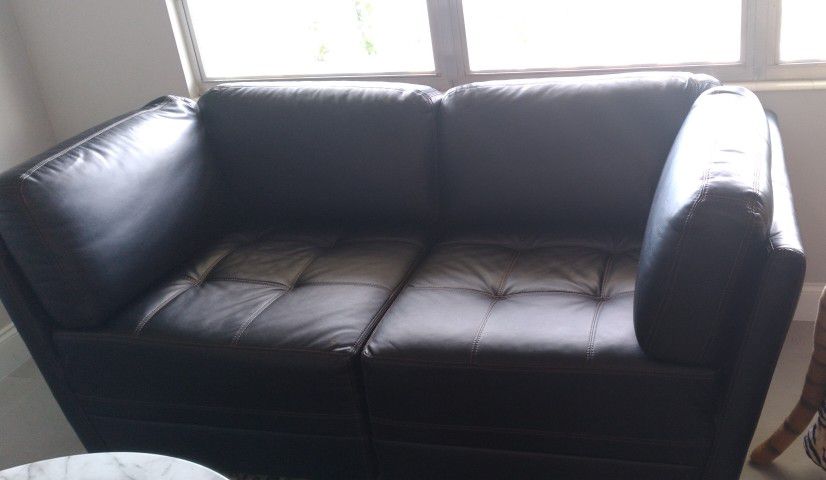 Loveseat Excellent Condition 