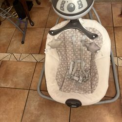 Graco Baby Swing 