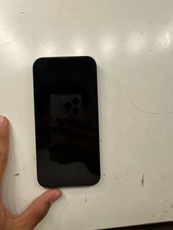 iPhone 13 midnight blue