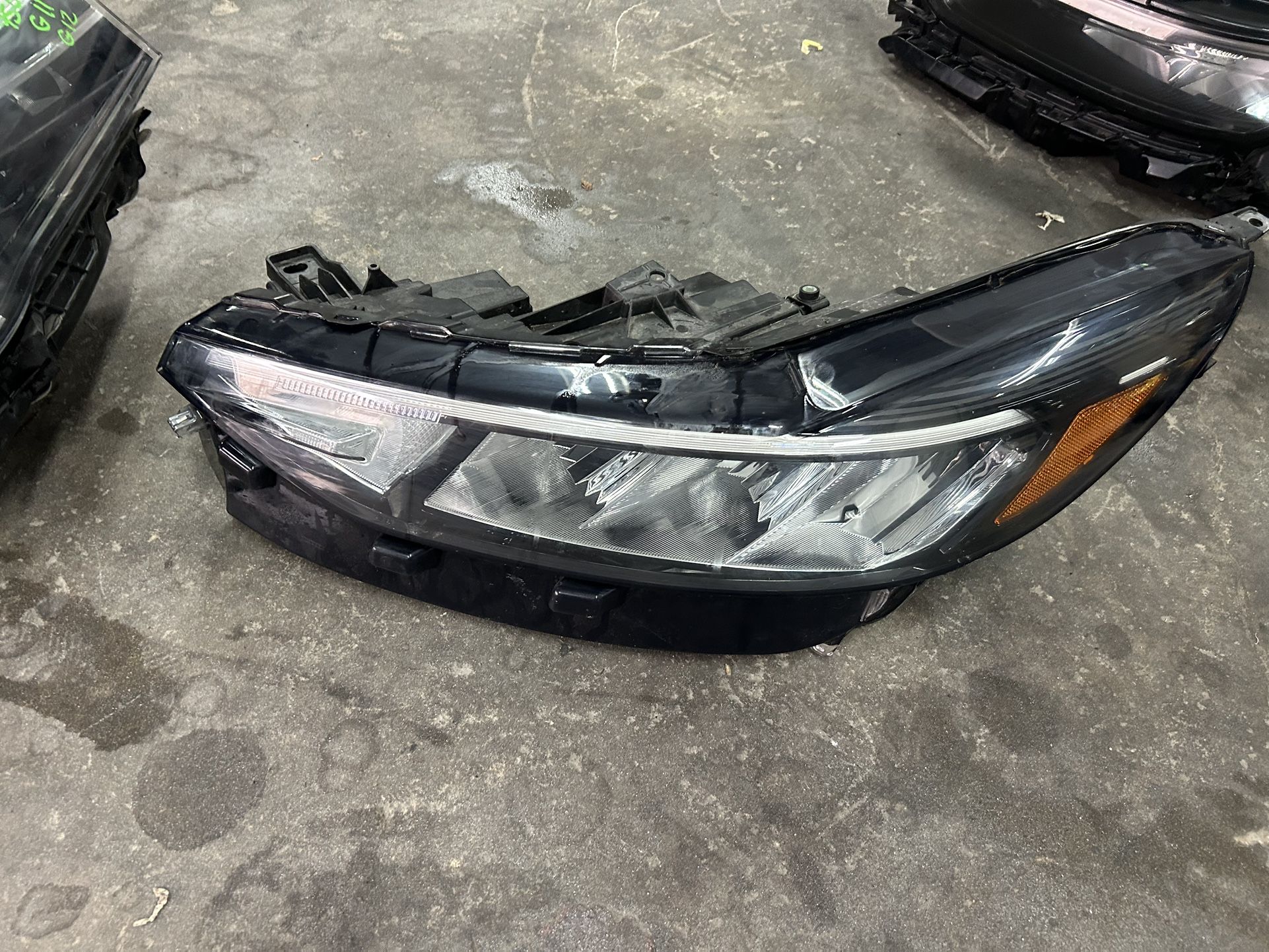 2023-25 FORD ESCAPE LF HEADLIGHT FULL LED OEM