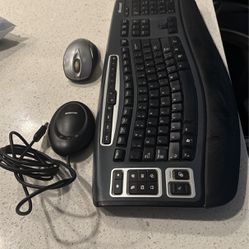 Wireless Microsoft Keyboard/Mouse Set