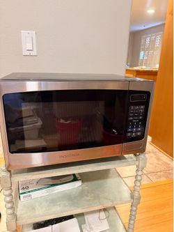 Microwave Insignia 900 watts
