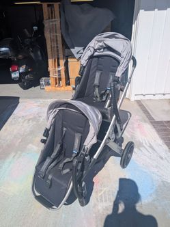 Uppa baby vista stroller and piggyback attachment