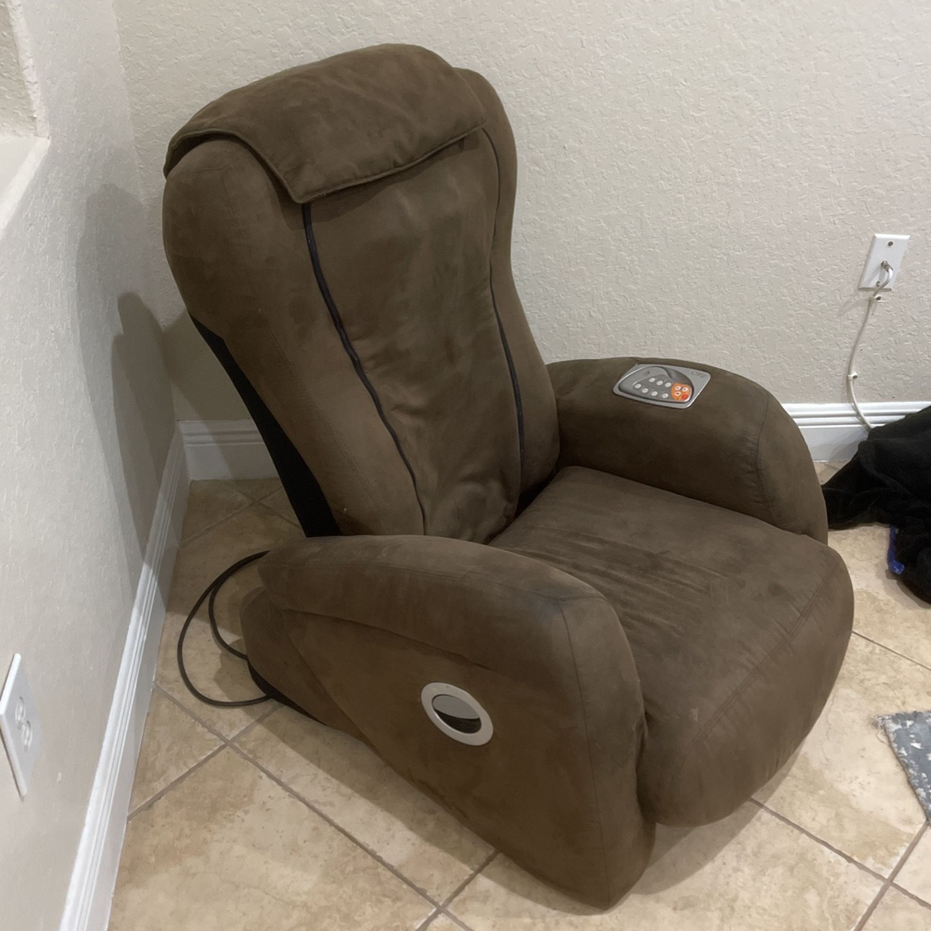 Iplay Relax Massage Chair 