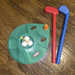 Little Tikes Golf Set Drive Putt Tee 2 Plastic Clubs