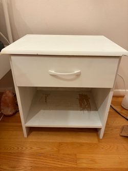 Bed side table with drawer