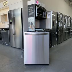 Frigidaire 24? Stainless Steel Built-In Dishwasher With EvenDry - FDSHAS