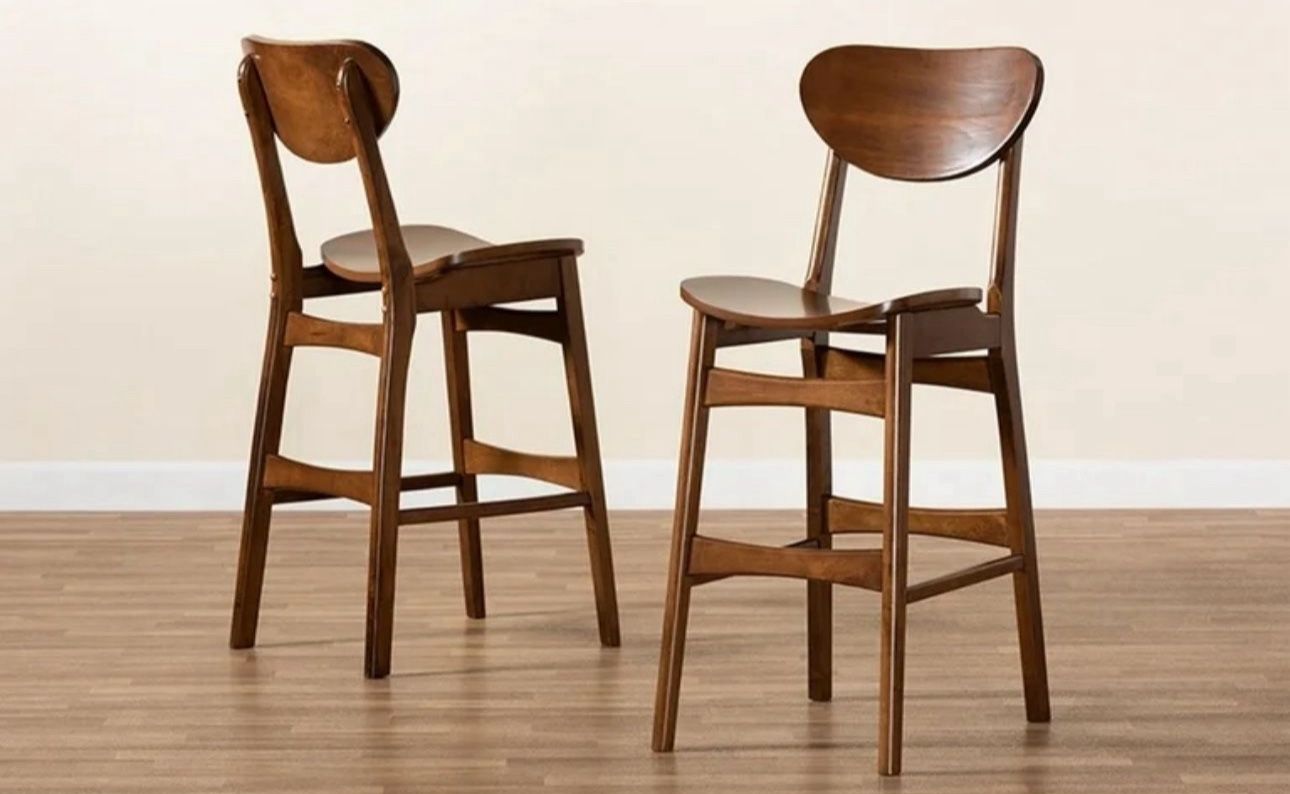2 Piece Bar Stool Set!!