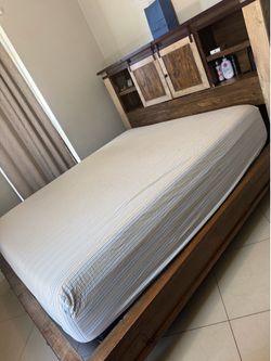 King size bed