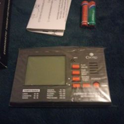 Digital Chromatic Tuner And Metronome 