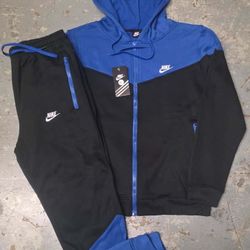 Nike Sweatsuits 