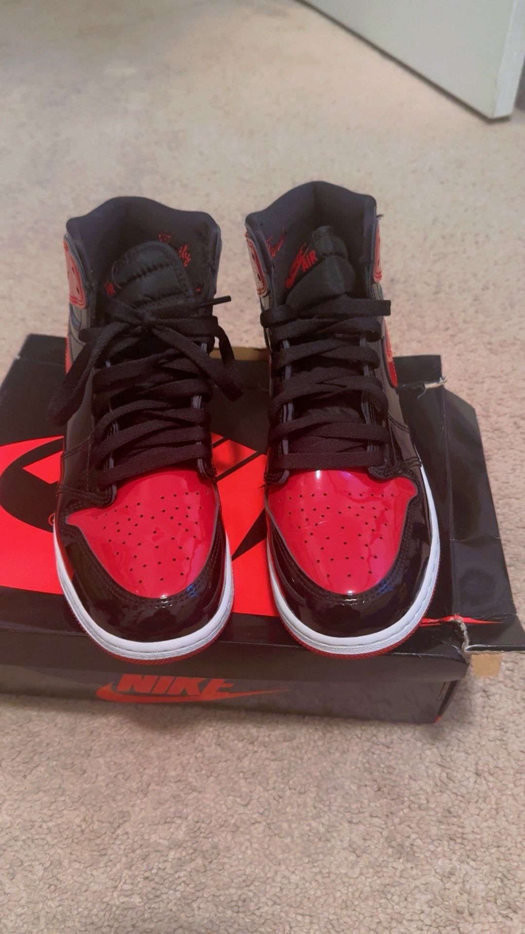 Air Jordan 1 Patent Leather