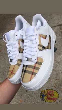 CUSTOM AF1