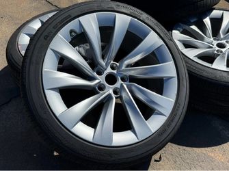 2026 20” OEM Tesla Model Y Helix wheels