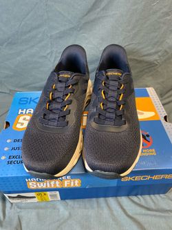 SKECHERS SIZE 8