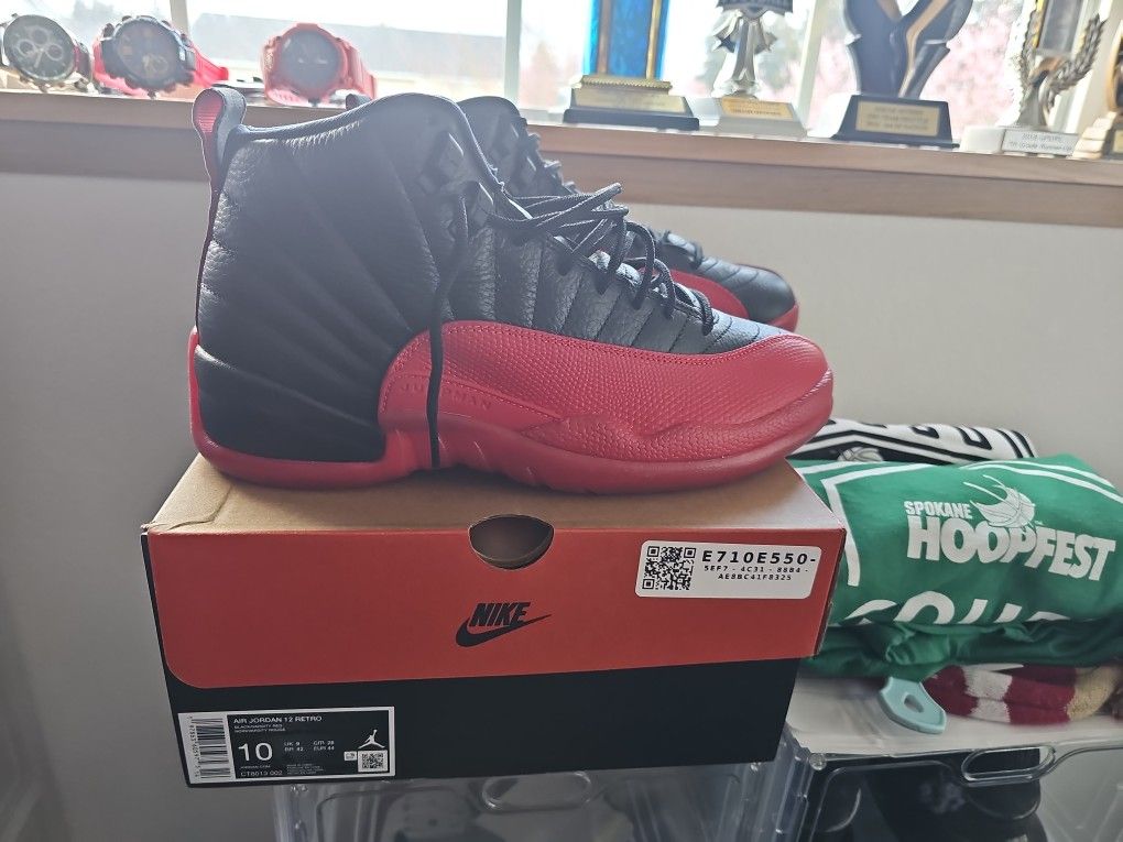Jordan 12s Flu Game Size 10