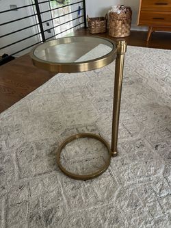 Pottery barn side table $40