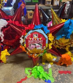 Farm bola star pinata