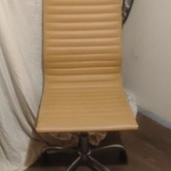 Comfort Vinyl, Ribbed Design Lumbar Support Ergonomic Task Chair in Caramel without Arms.