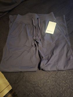 Lululemon Dance Studio Mid Rise Pant Regular Size 8, $85
