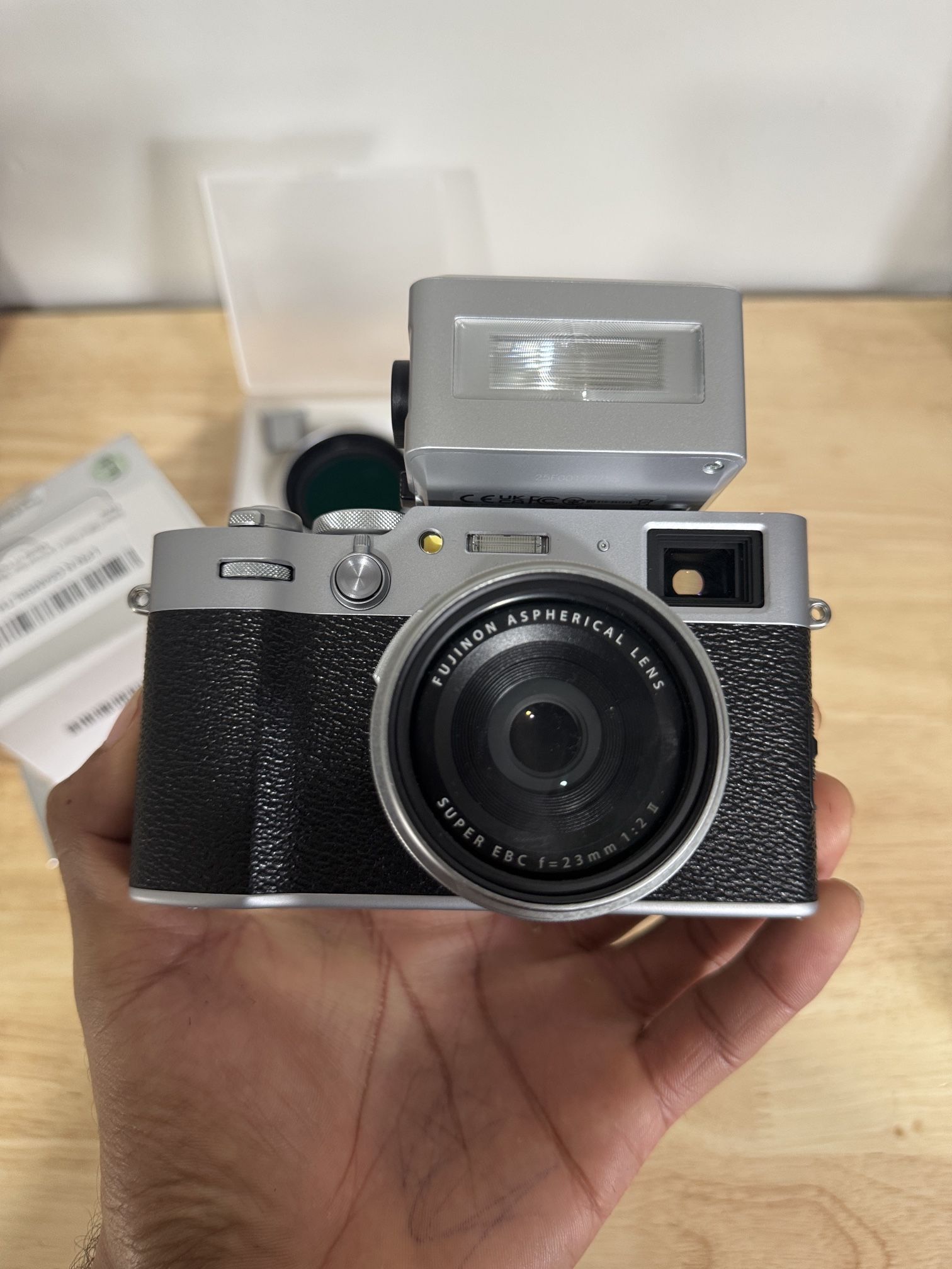 Fuji X100VI + Flash + Filter (Ready to Shoot Bundle)