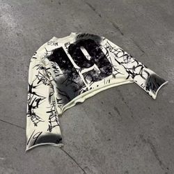 Graffiti “19” Cropped Streetwear Sweatshirt