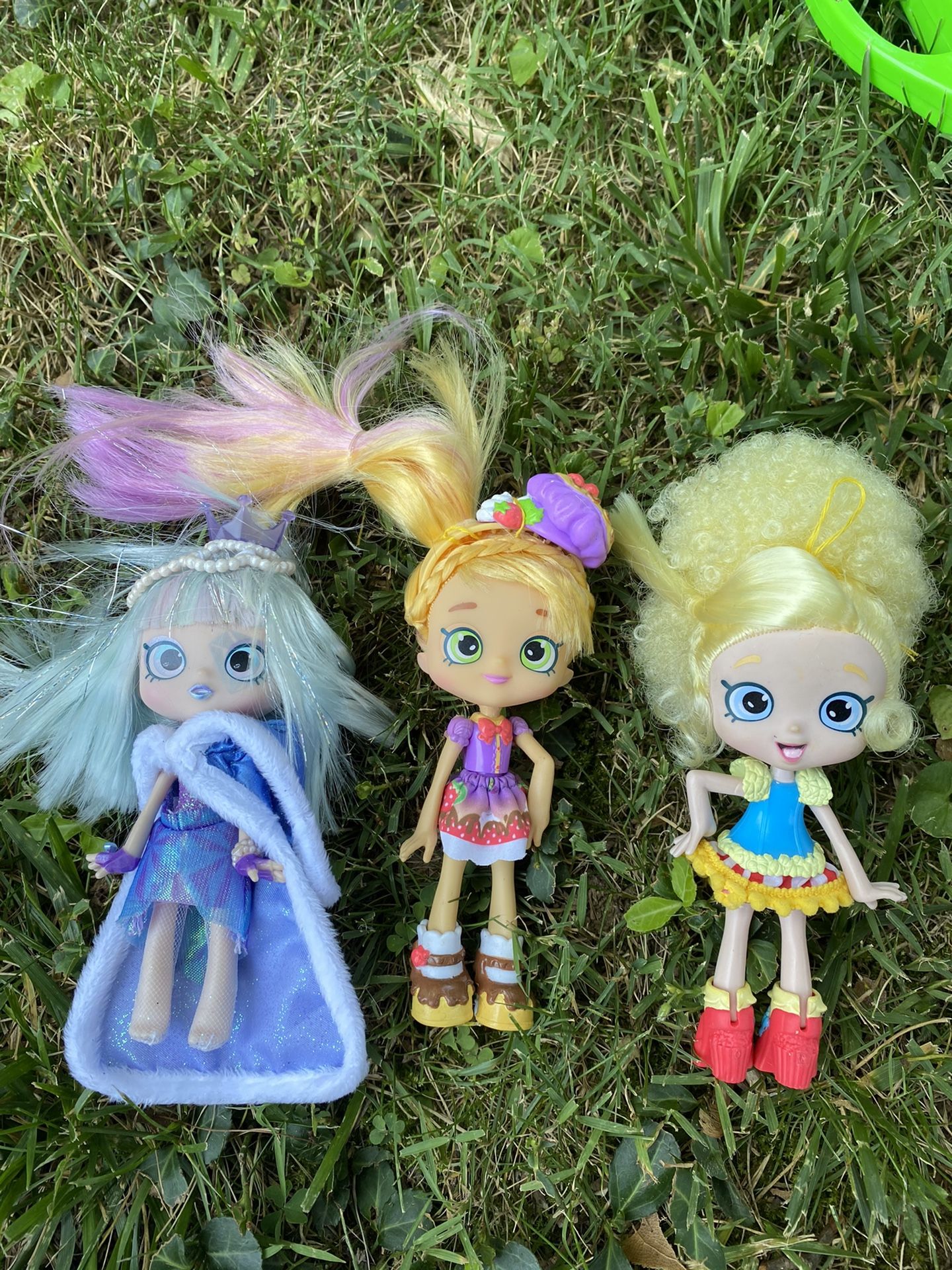 Shopkins dolls