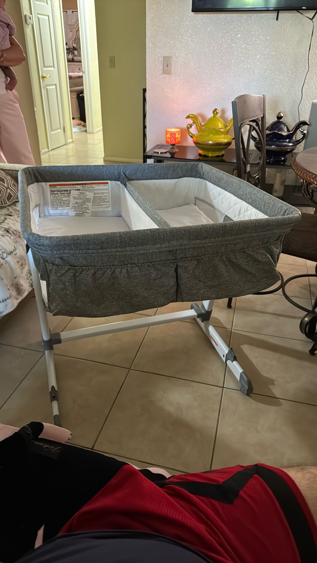 Simmons Bassinet For Two Baby’s