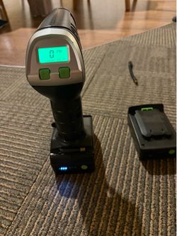 cordless digital tire inflator