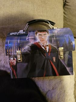 Harry Potter Lunchbox. Chandler 