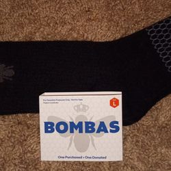 25 Pairs: Bombas Crew Socks - Large - In Package - Brand New -! Never Opened 
