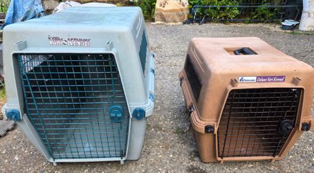 Petmate and Vari kennel  dog crates
