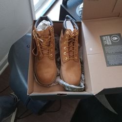 6.5  for sale timberlands.