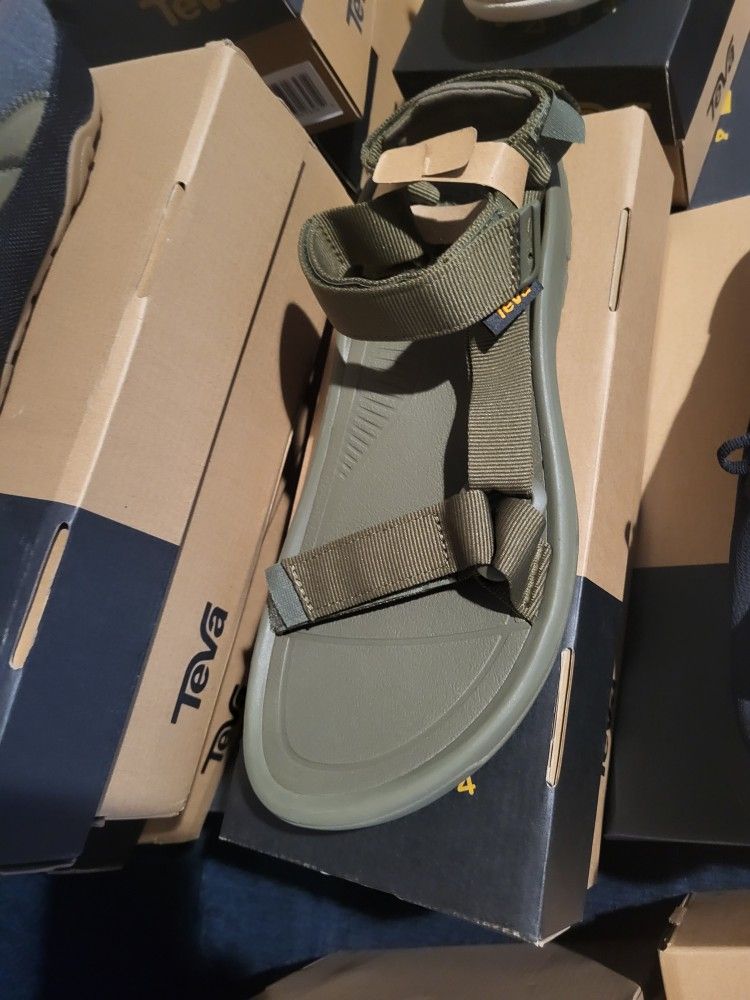 Teva Male Sandles