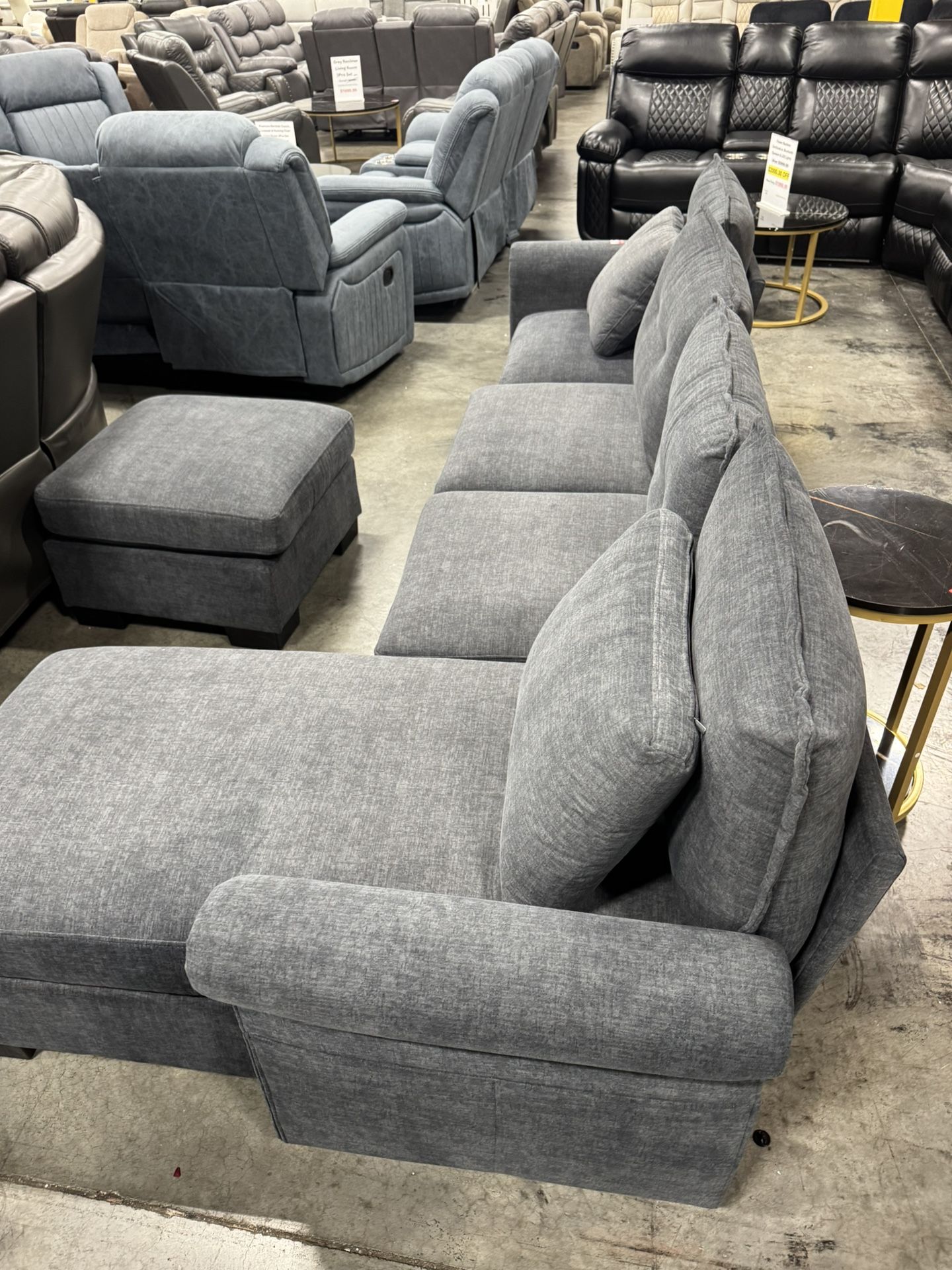 Grey Living Room Sectional With Ottoman (7/20)