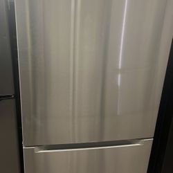 VISSANI MDBF18SS 18.7 cu. ft. Bottom Freezer Refrigerator