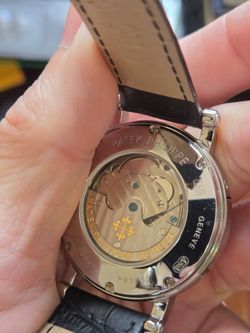 Nice mens watch kinetic energy charging moonface working well
