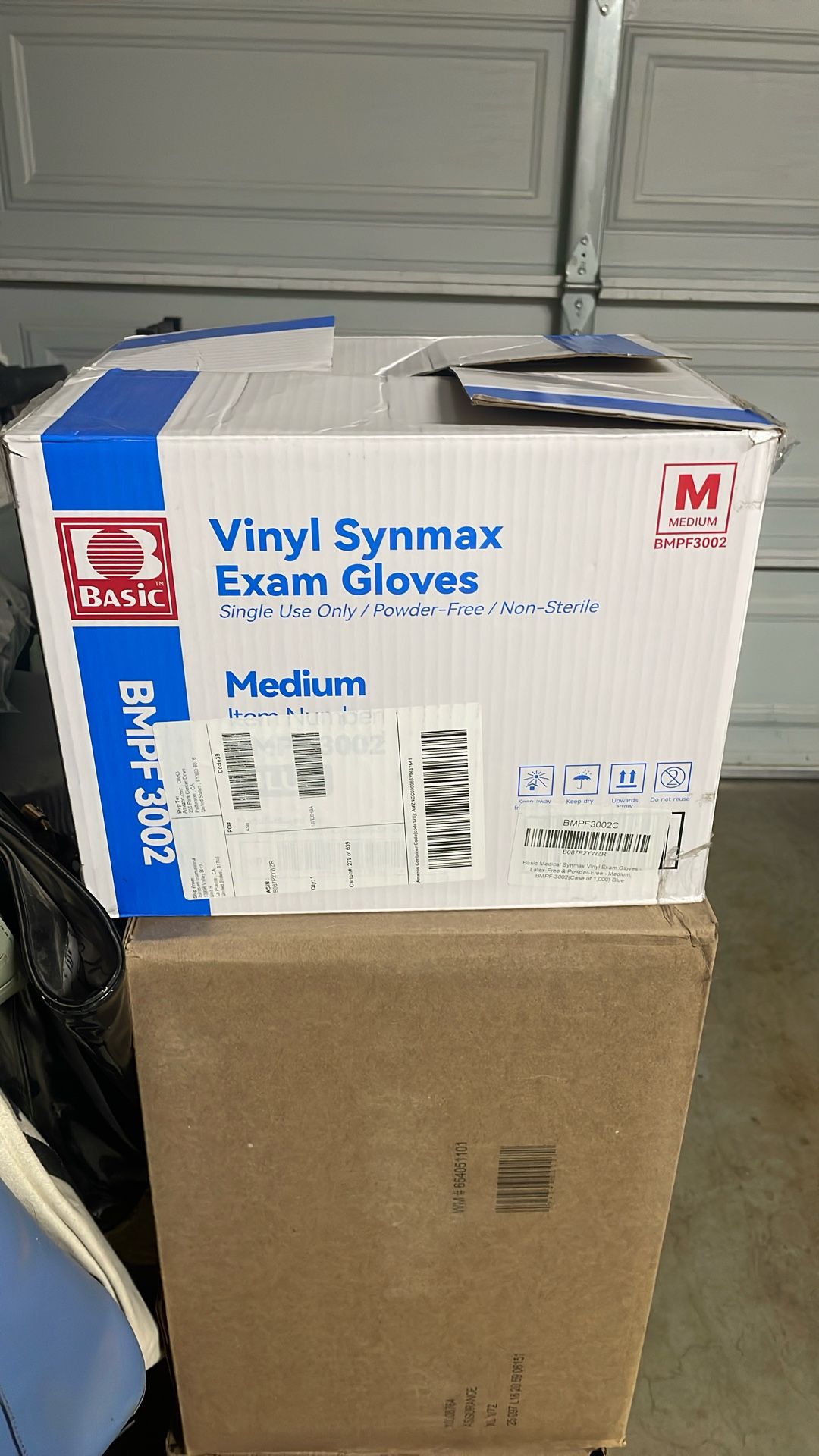 8 Boxes Of Medium Gloves