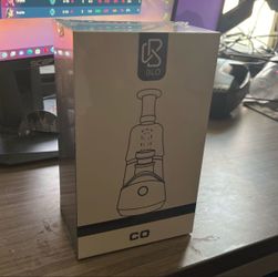 BLO CO. E Nail