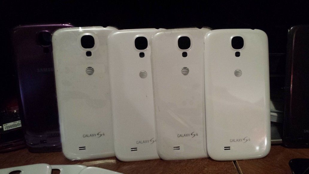 MISCELLANEOUS Older IPHONE and Samsung Parts