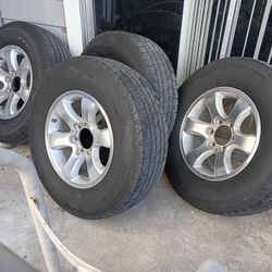 Rines Toyota 17 Para Tundra  O Sequoia Del 2000 -2006