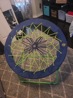 Foldable bunjo chair