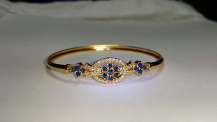 Turquoise stone bracelet