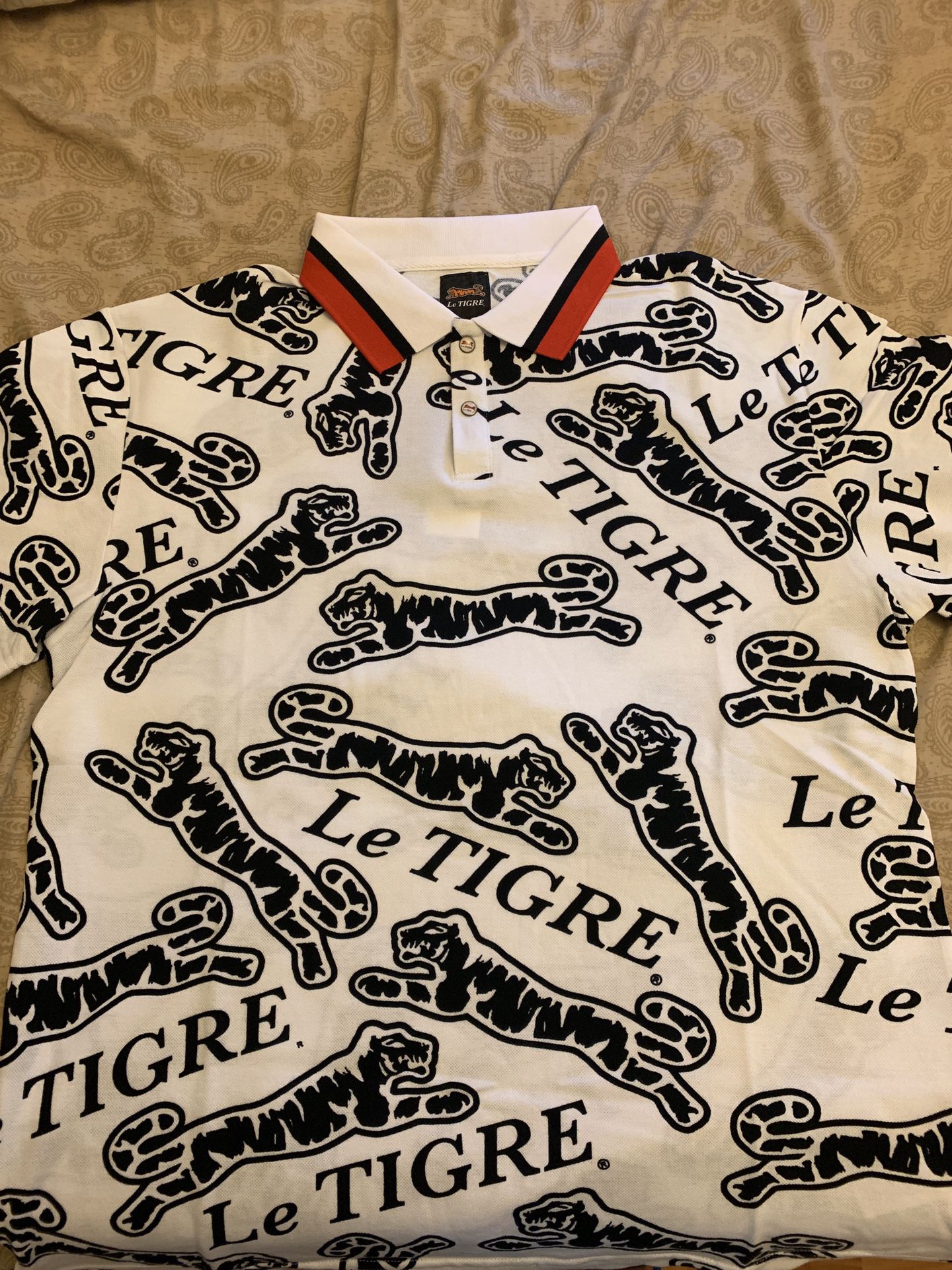 Le Tigre shirt brand new