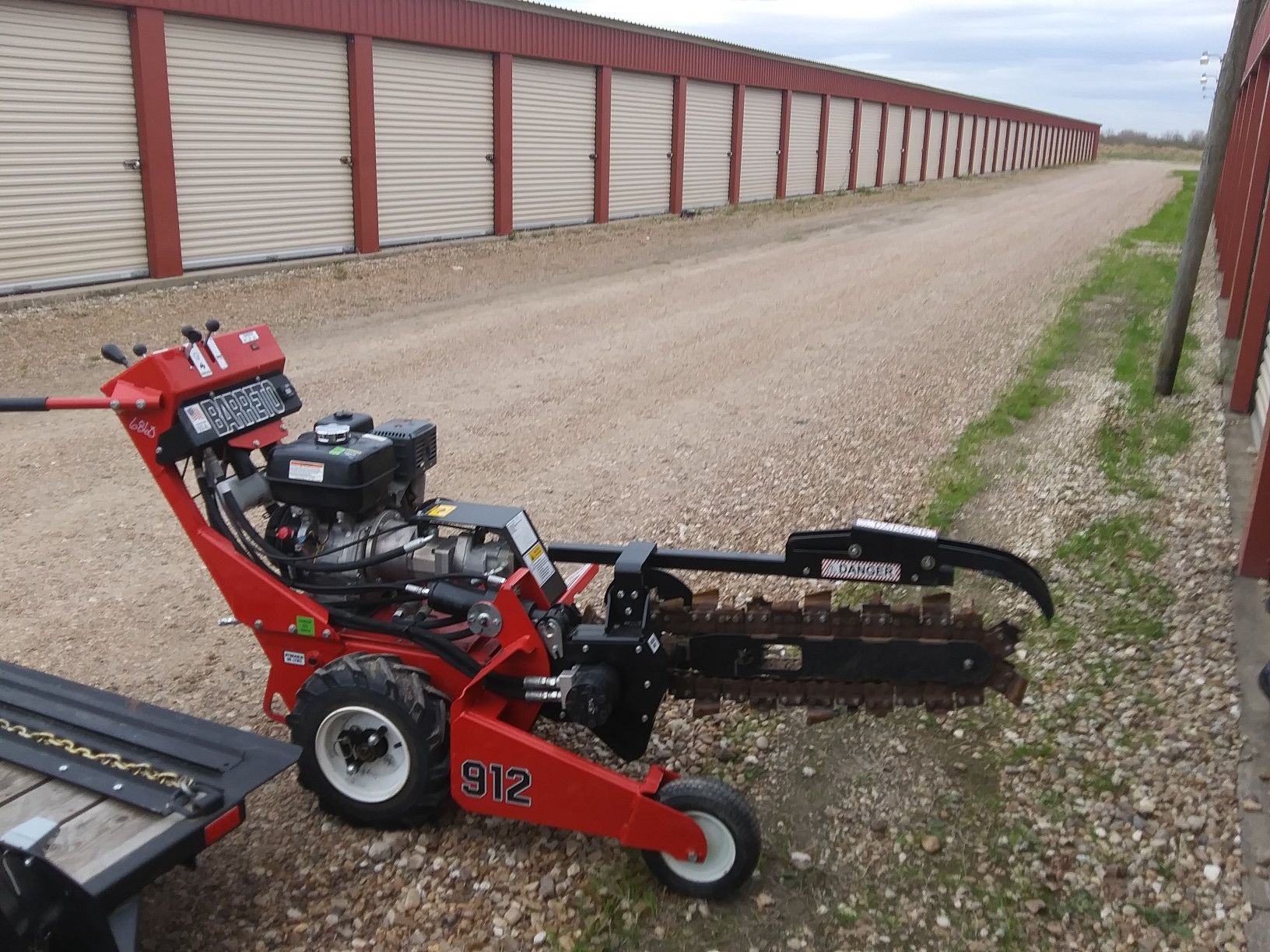 Barreto 912 trencher