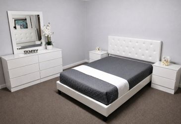 Bedroom Set - Juego de cuarto