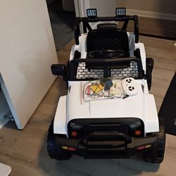 Power Riding Jeep Wrangler 