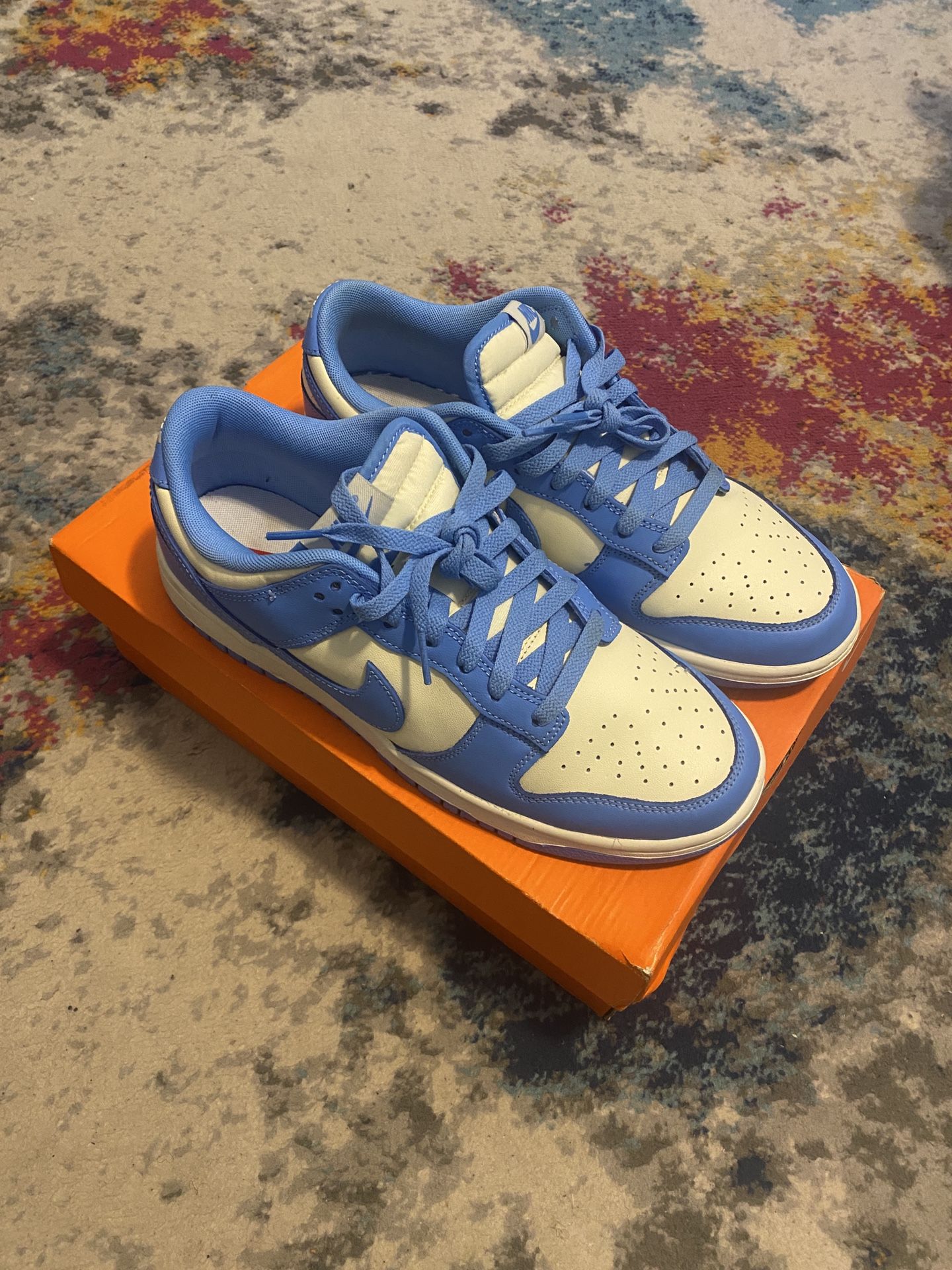 NIKE DUNKS UNIVERSITY BLUE RETRO SIZE 9.5