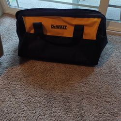 Dewalt Bag 16 Inches 